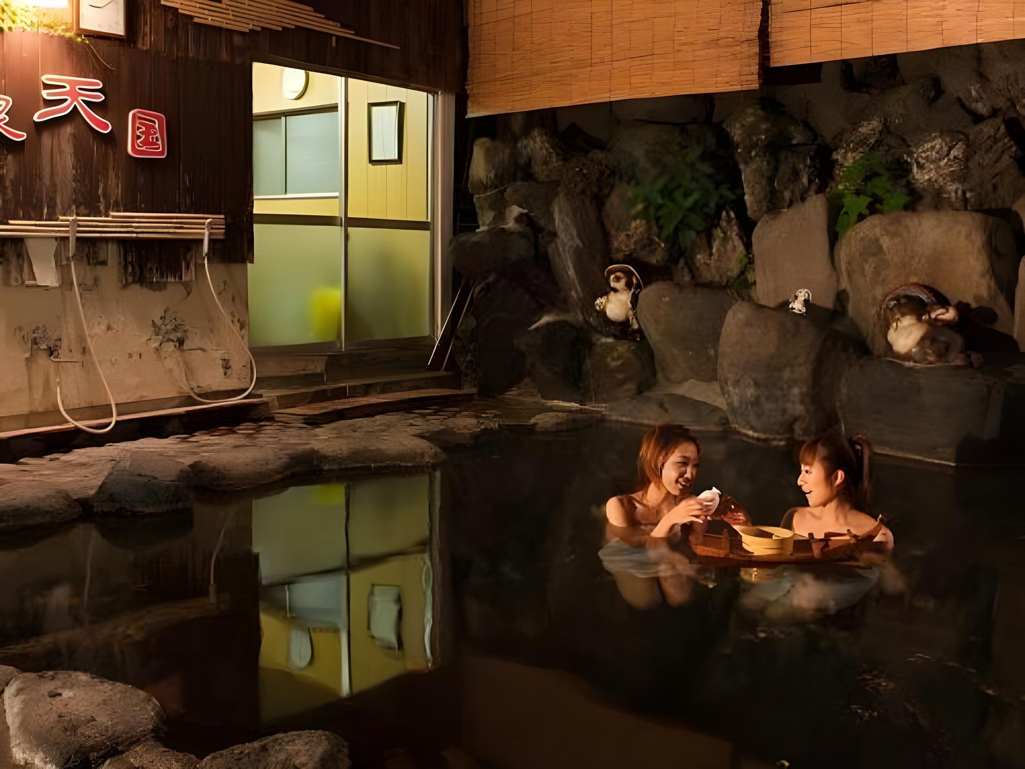 Takami Hotel 13/38