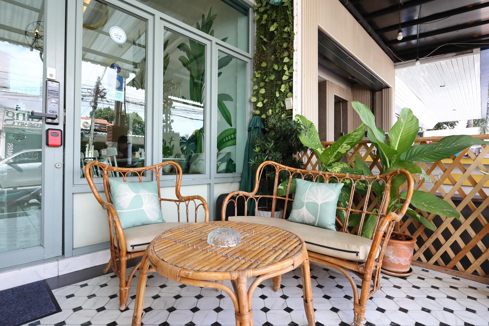 Live N Leaf Lifestyle Homestay 80/84