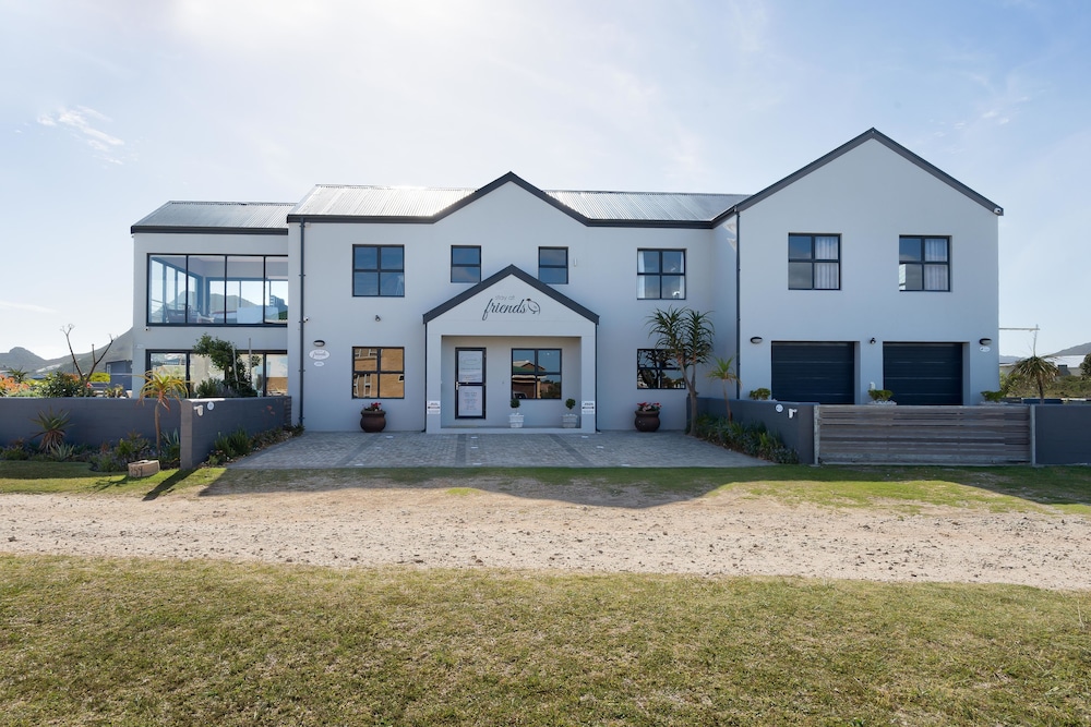 Stay at Friends (Guest house) 3/50