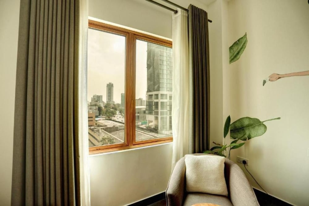 Morven Hotel Colombo 51/68