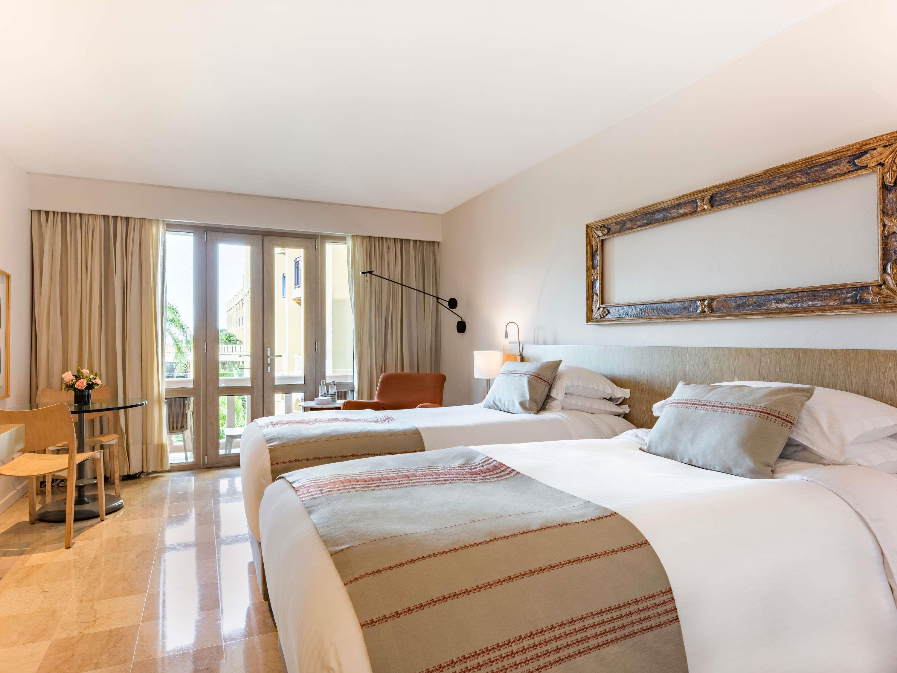 SUPERIOR, TWIN BEDS, GARDEN VIEW, TERRACE