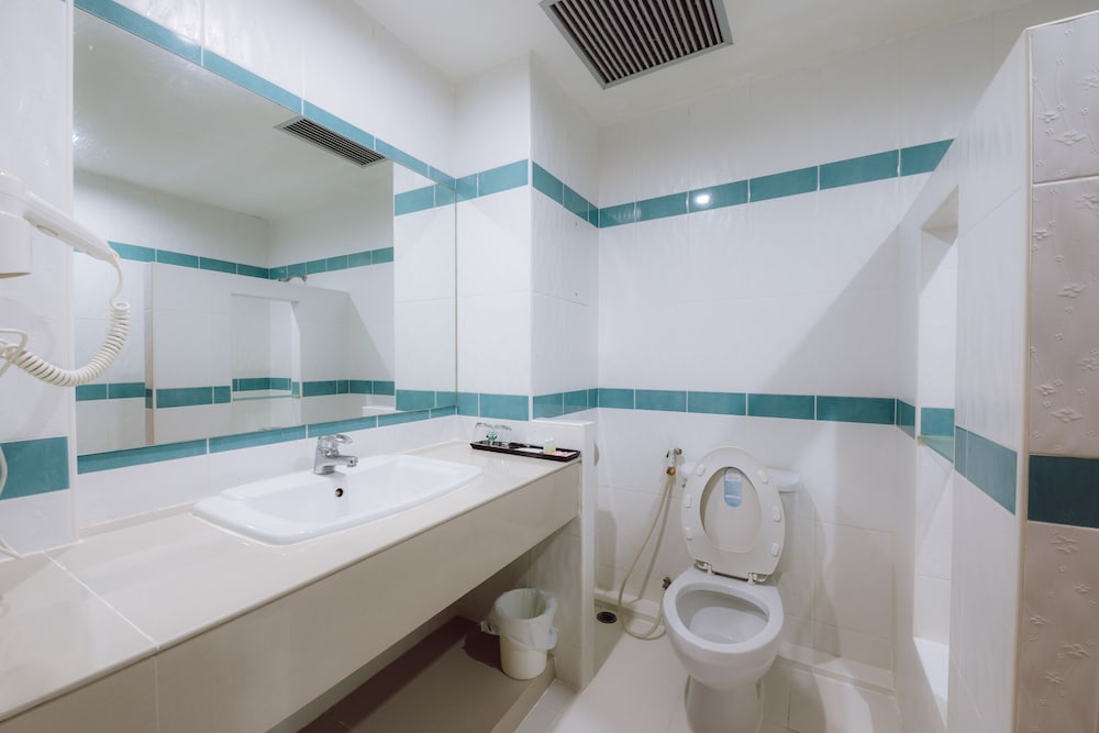 Morakot Hotel Chumphon 13/66