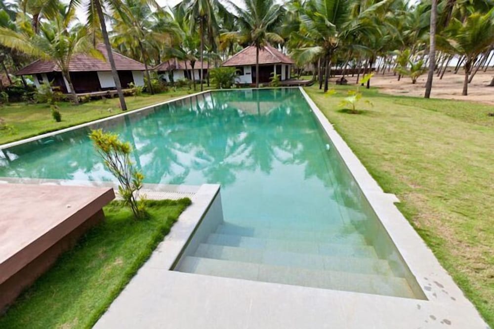 KANAN BEACH RESORT 39/44
