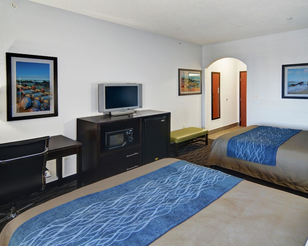 Spark by Hilton Galveston 18/31