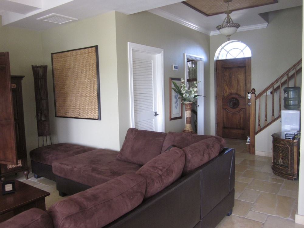 February Point Resort Estates Bb1 26/50