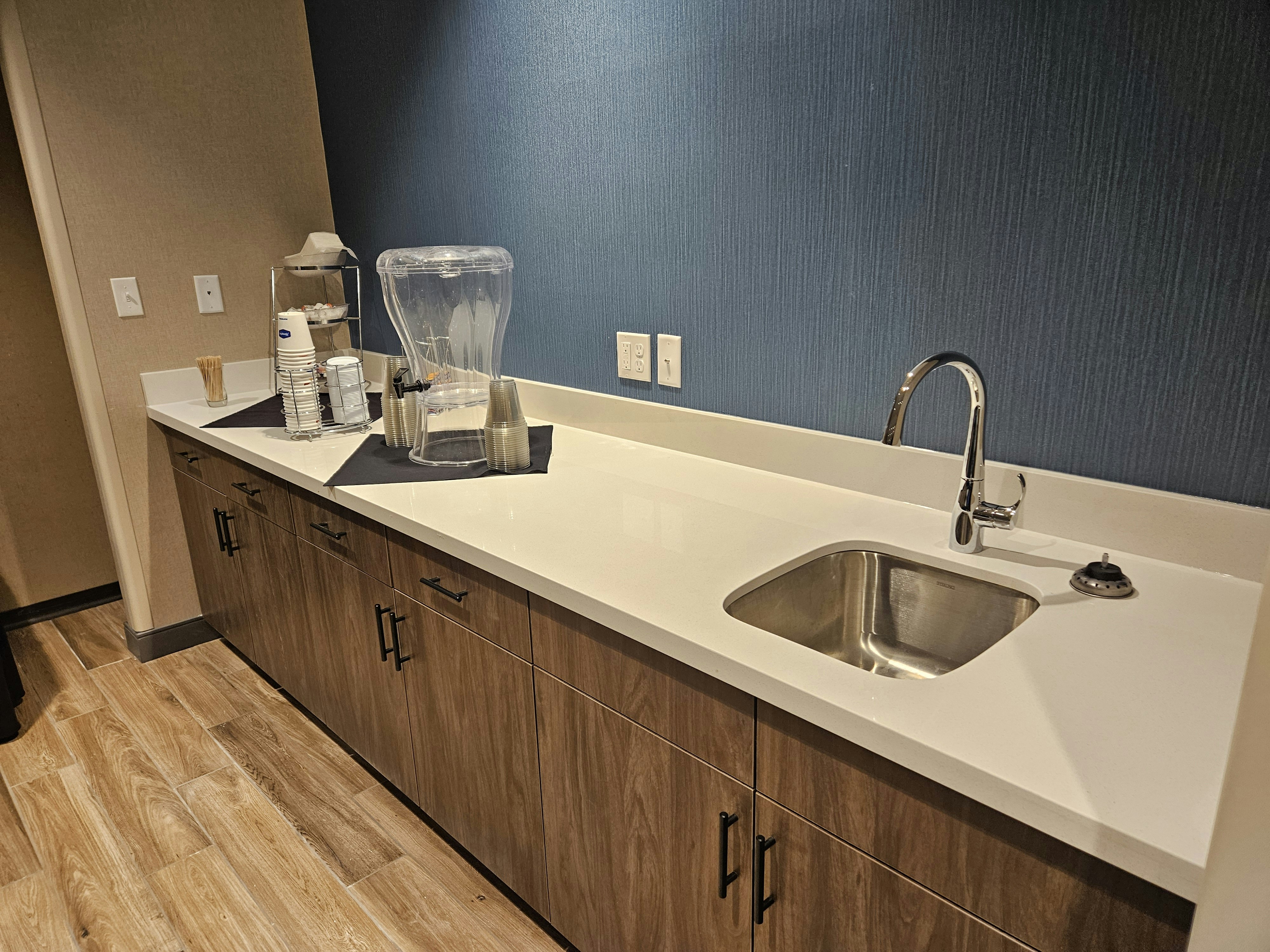 Hampton Inn & Suites Boise-Meridian 50/50