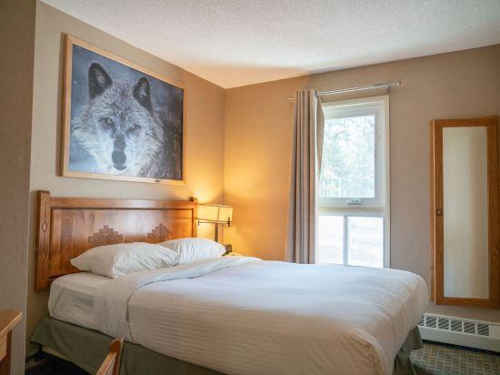 1-Bedroom Condo