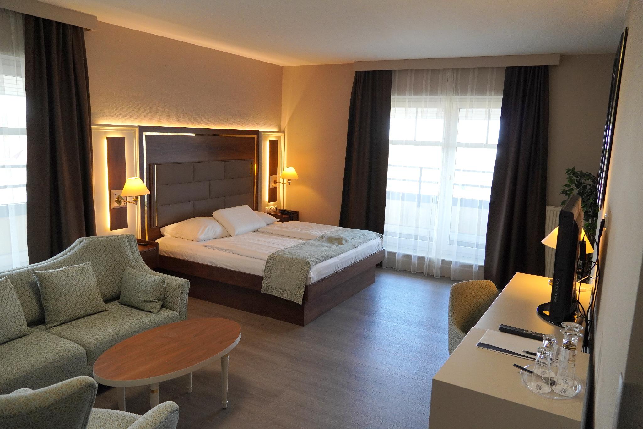 Original, Twin Beds