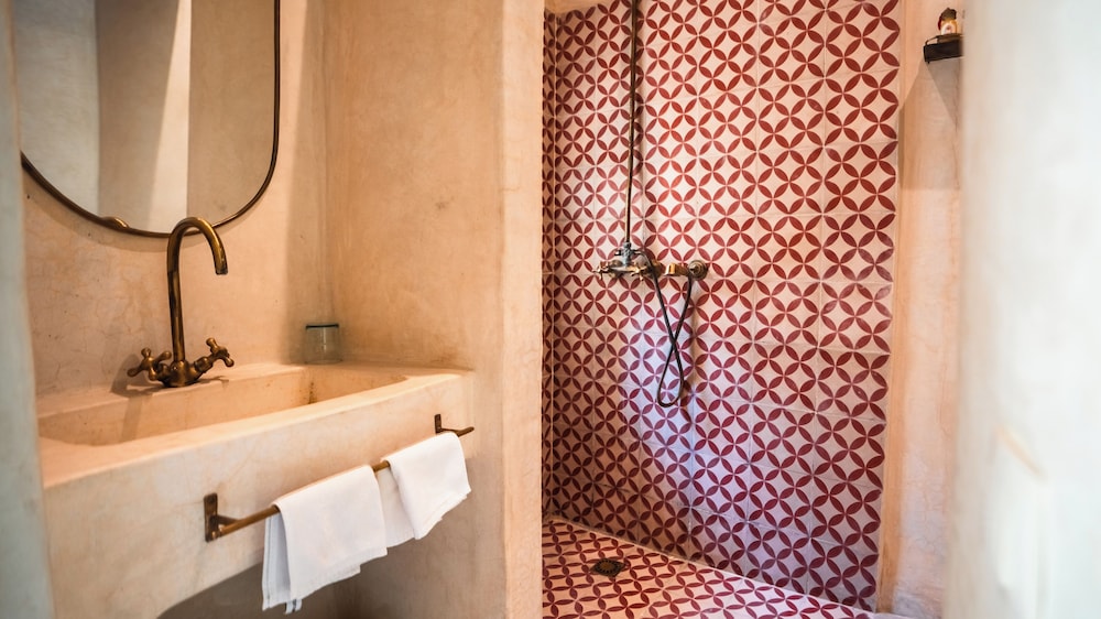 Riad Dar Tiflet 50/50