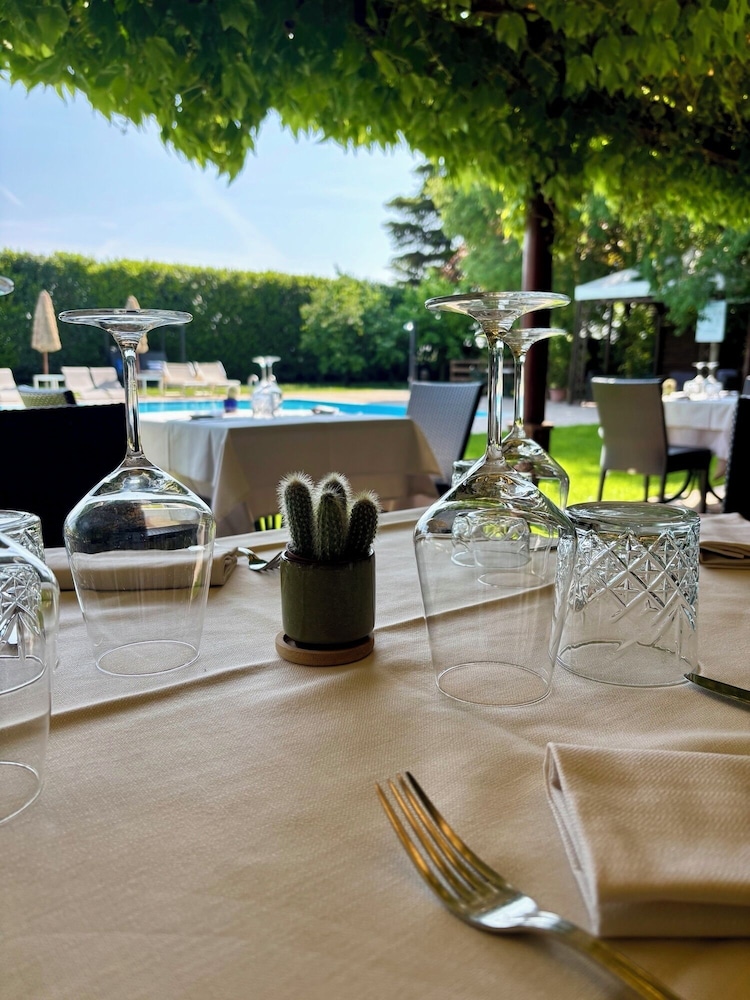 Hotel Saccardi Spa 44/48
