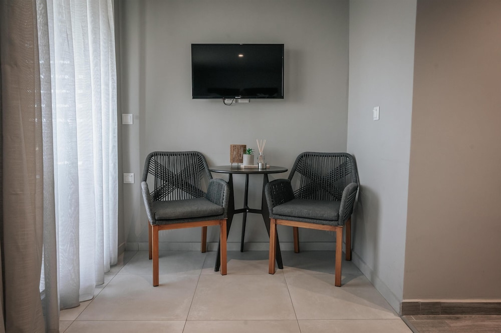 Elizabeth Queen Luxury Rooms 42/50