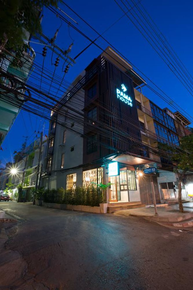 PAMA House Boutique Hostel in BANGKOK