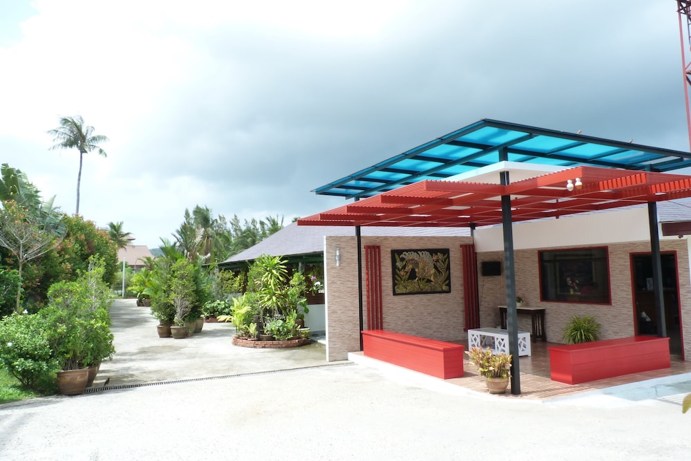 Chaiyo Resort Phuket 2/66