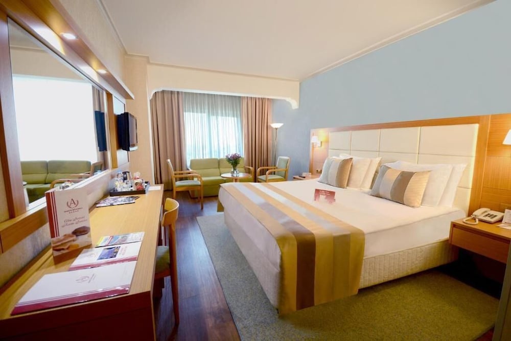 Akgun Istanbul Hotel, WorldHotels Crafted 12/50