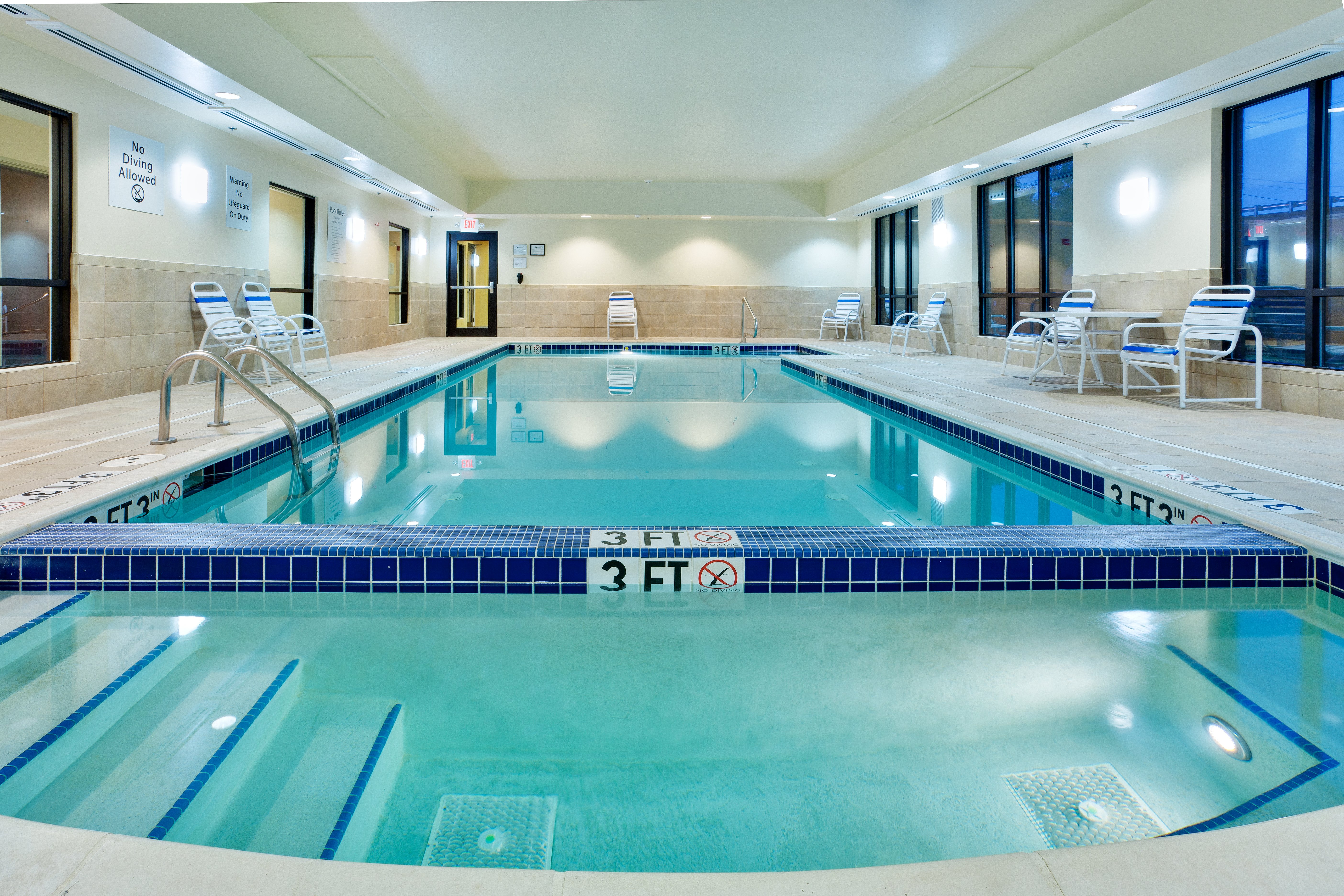 Holiday Inn Express Hotel Suites White Haven Lake Harmony 19/25