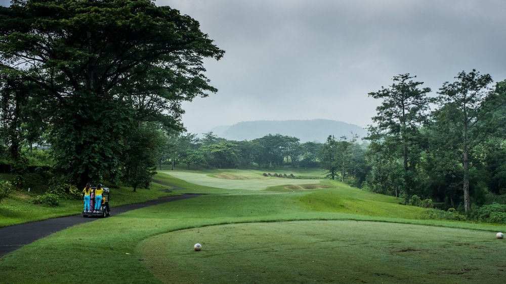 Taman Dayu Golf Club And Resort 30/56