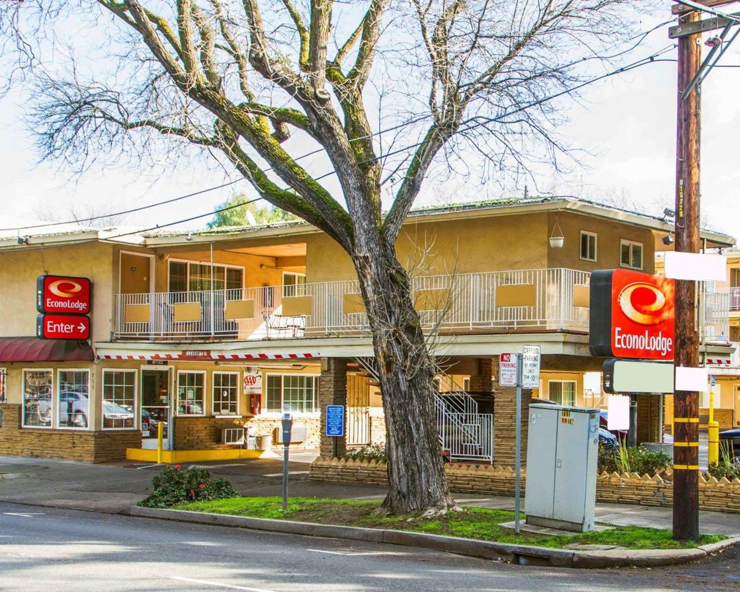 Econo Lodge Sacramento Convention Center 6/26