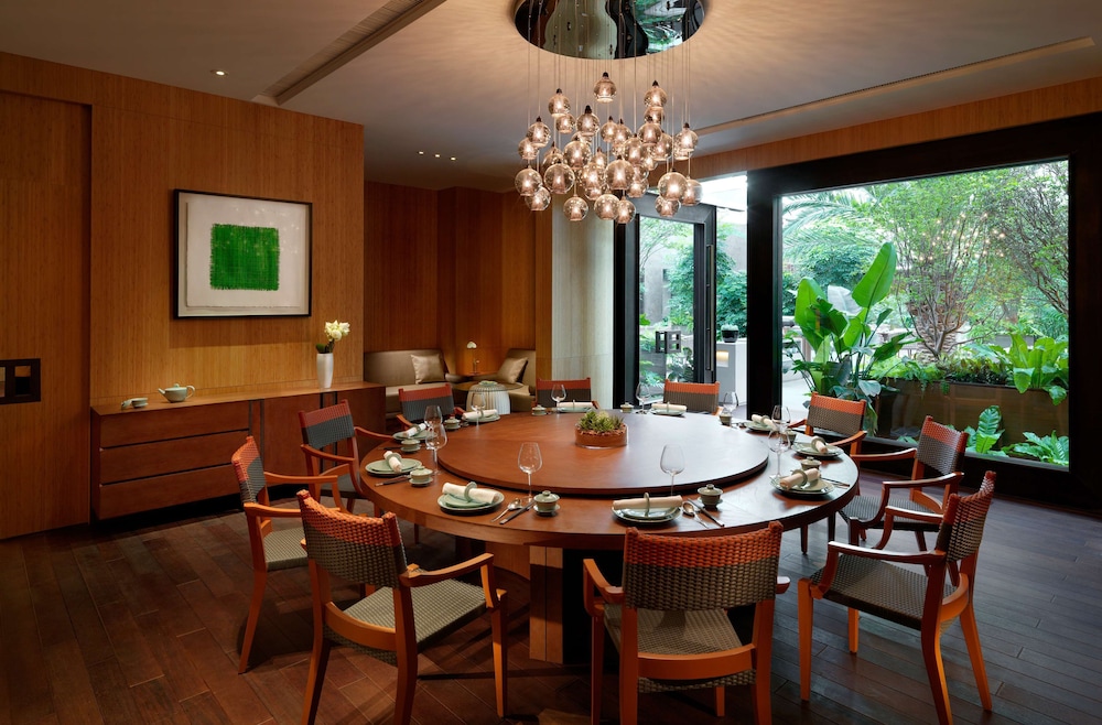 Hyatt Regency Tianjin East 60/73
