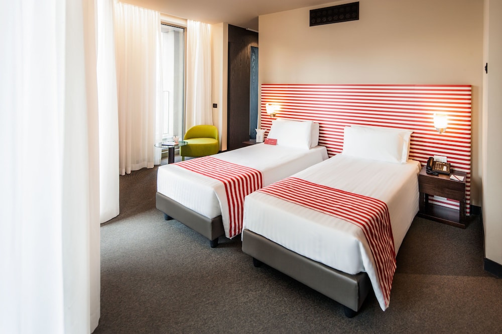 Hotel Glam Milano 15/71