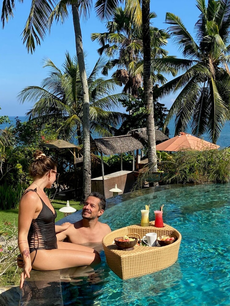 Puri Dajuma Beach Eco Resort & Spa 69/75