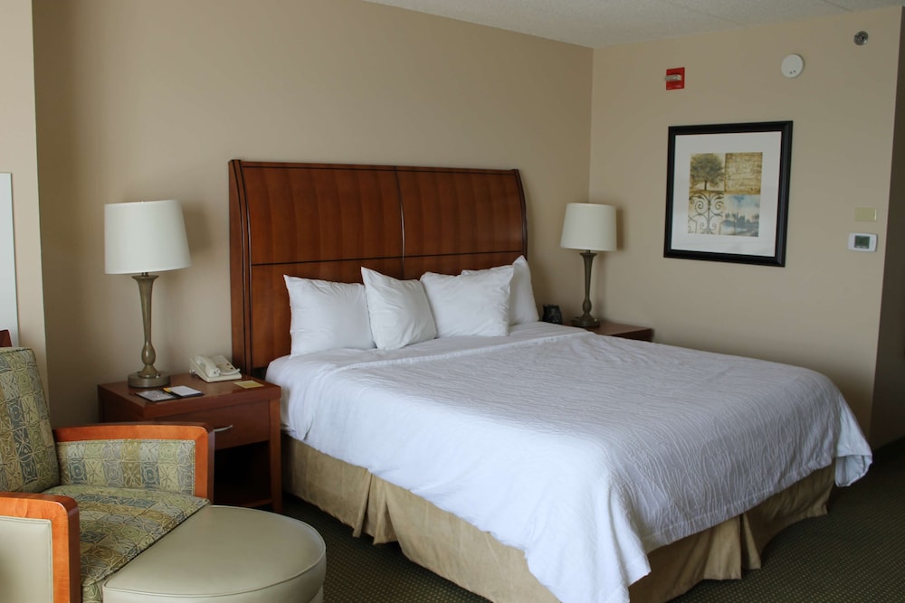 Hilton Garden Inn Addison, IL 10/43