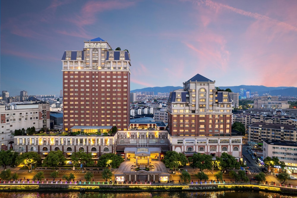 Grand Pacific Hotel Ningbo 5/50