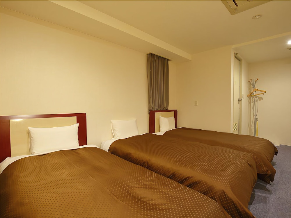 Grampus Inn Osaka 19/50
