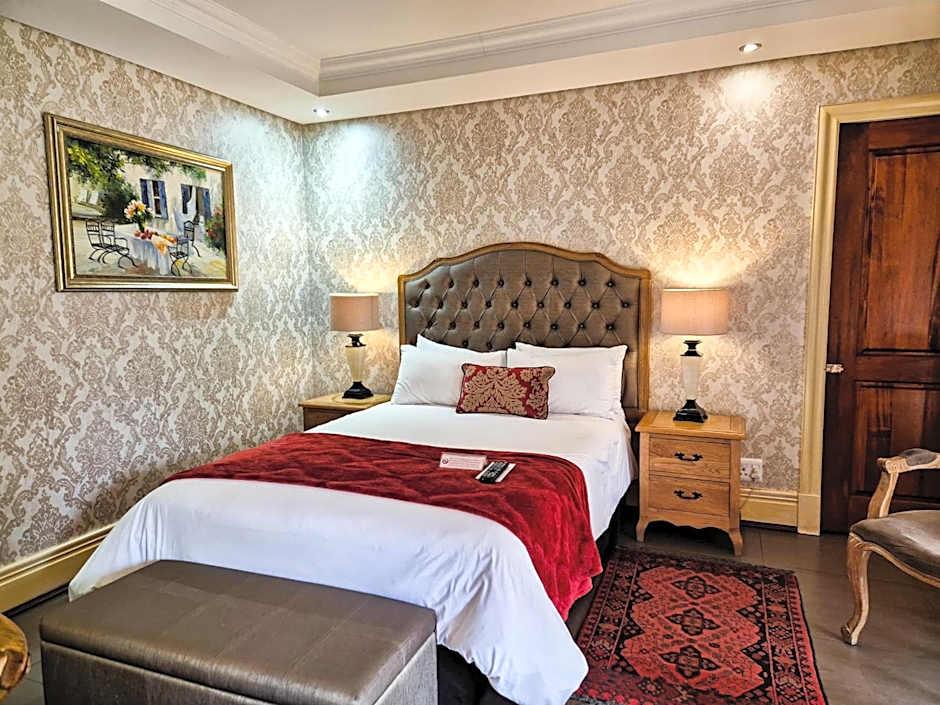 THREE RIVERS LODGE & VILLA ANNA SOPHIA 16/50