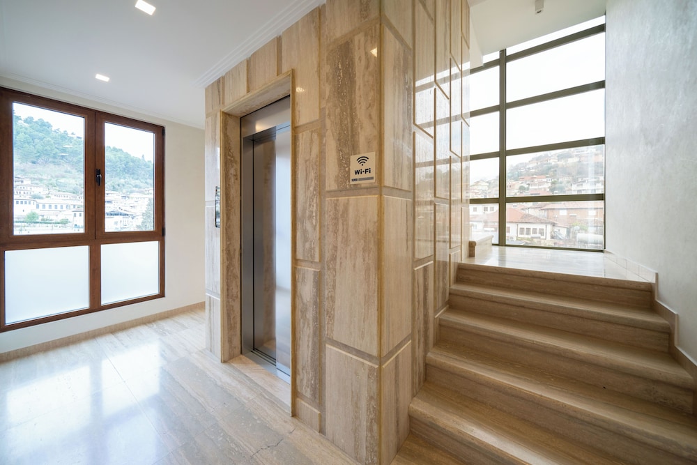 Merko Hotel 29/60