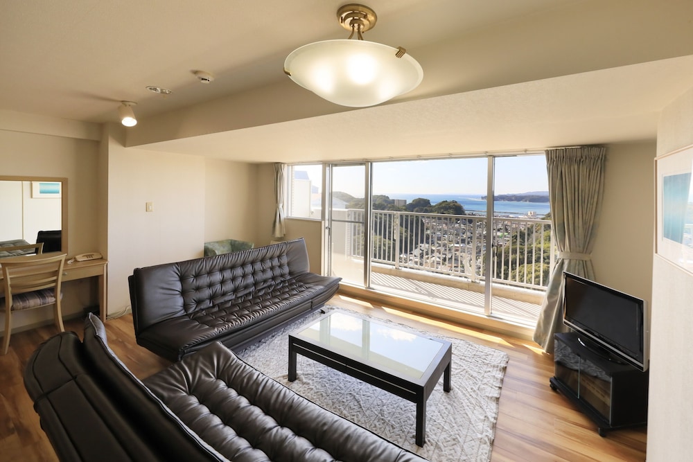 Katsuura Hilltop Hotel & Residence 34/50