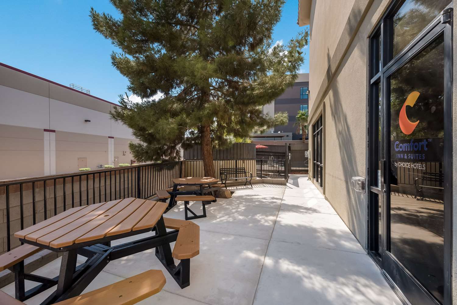 Comfort Inn and Suites Las Vegas - Nellis 9/17