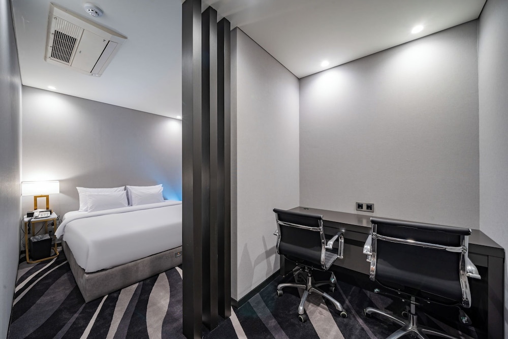 Mbn Hotel 16/16