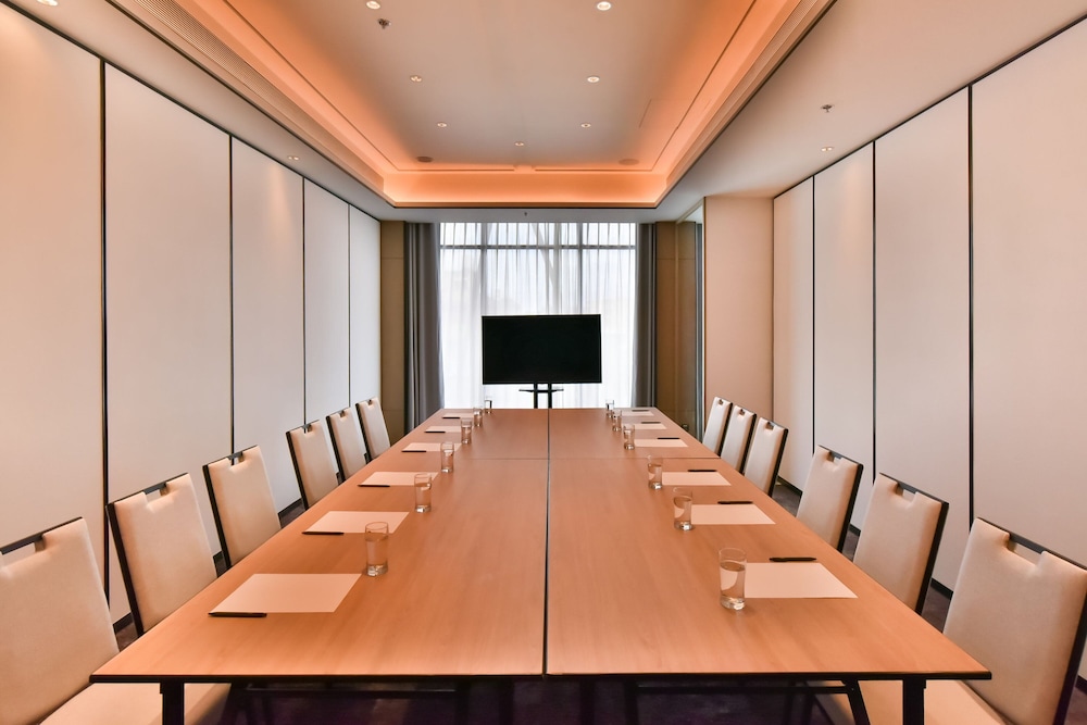 Four Points by Sheraton Taipei Bali 40/50