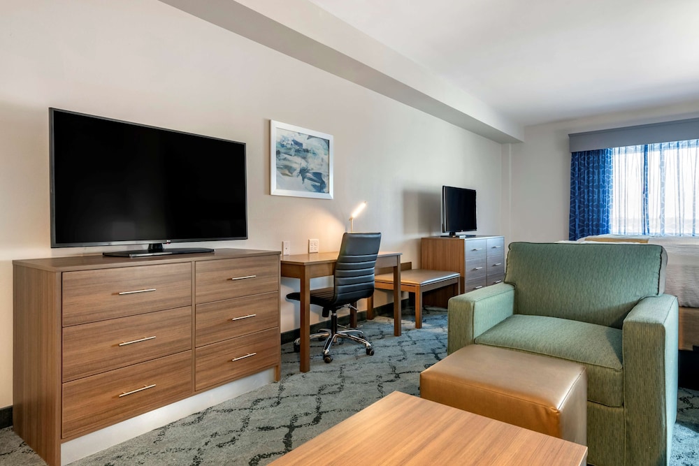 Best Western Plus Lakeland 28/38