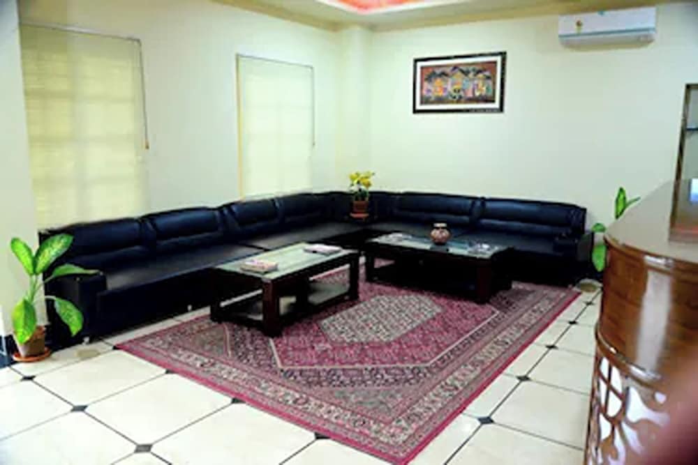 Fabhotel Dior Pink City 31/40