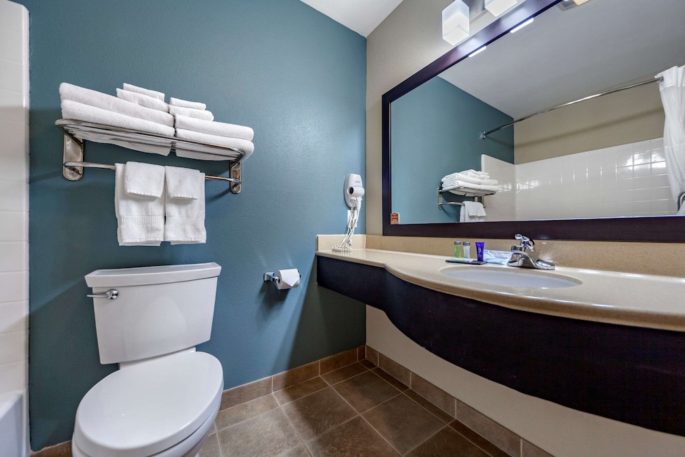 Sleep Inn & Suites Hays I-70 58/59