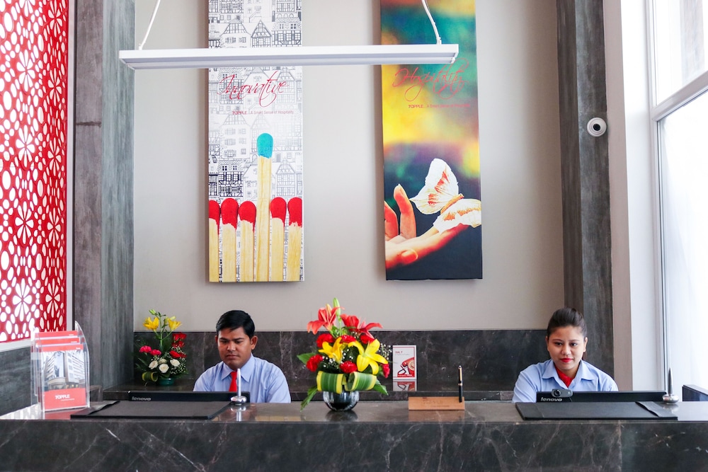 7 Apple Hotel 6/60