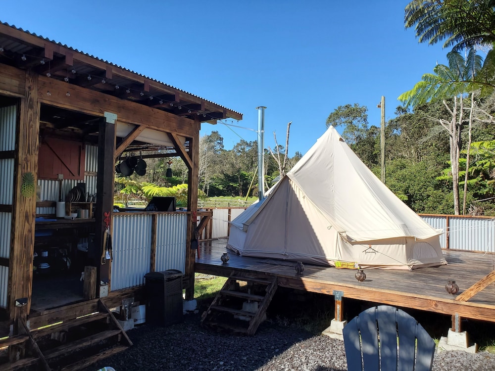 Volcano Acres Ranch Bed and Breakfast 69/75