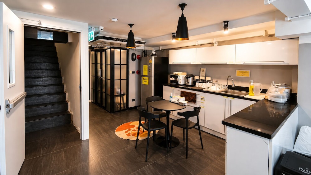 Jellybean the Blocks Hostel Sukhumvit 10 41/63
