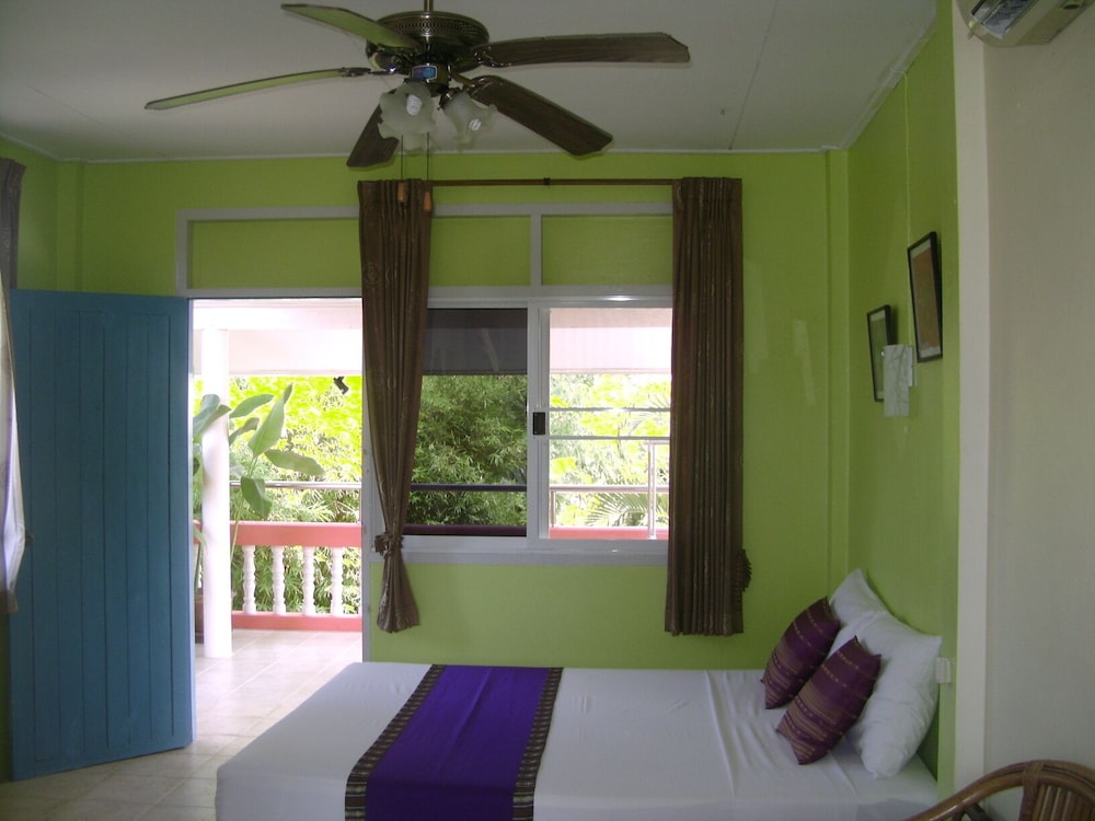 Chez Charly Bungalow 18/63