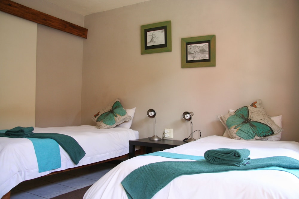 STANDARD, TWIN BEDS