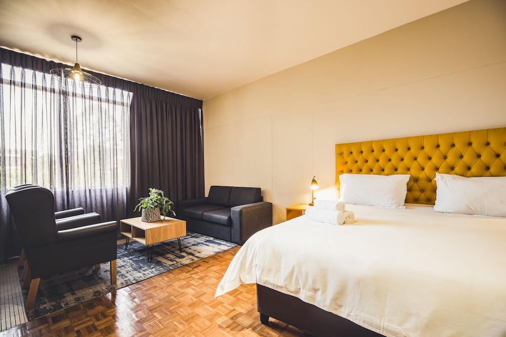 Hotel 224 20/72