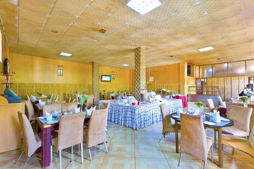 Hotel Nokras Muranga 37/55