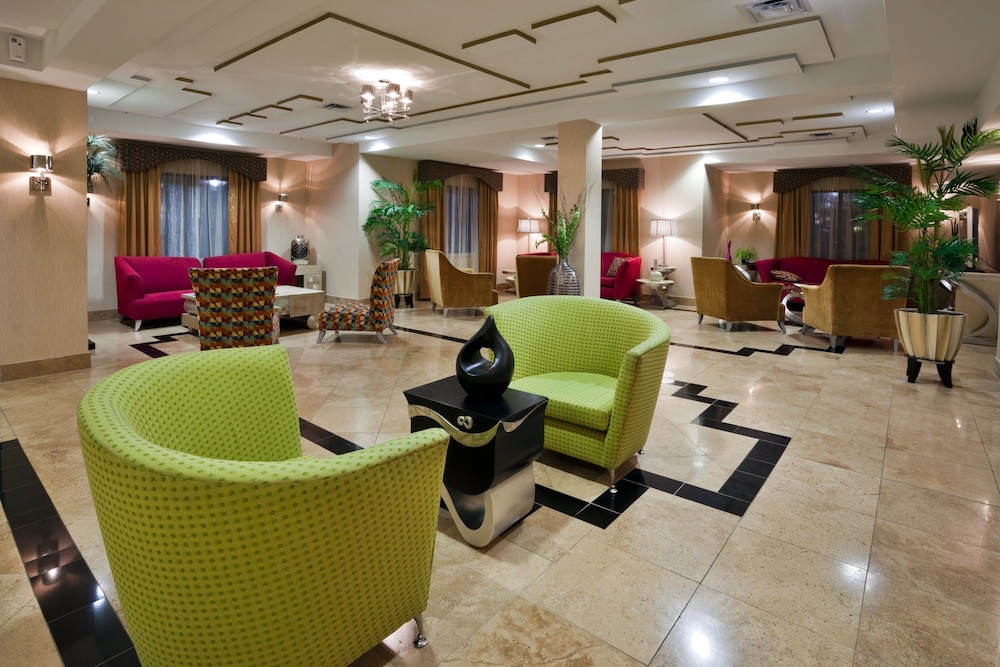Holiday Inn Express & Suites Birmingham - Inverness 280, an IHG Hotel 48/74