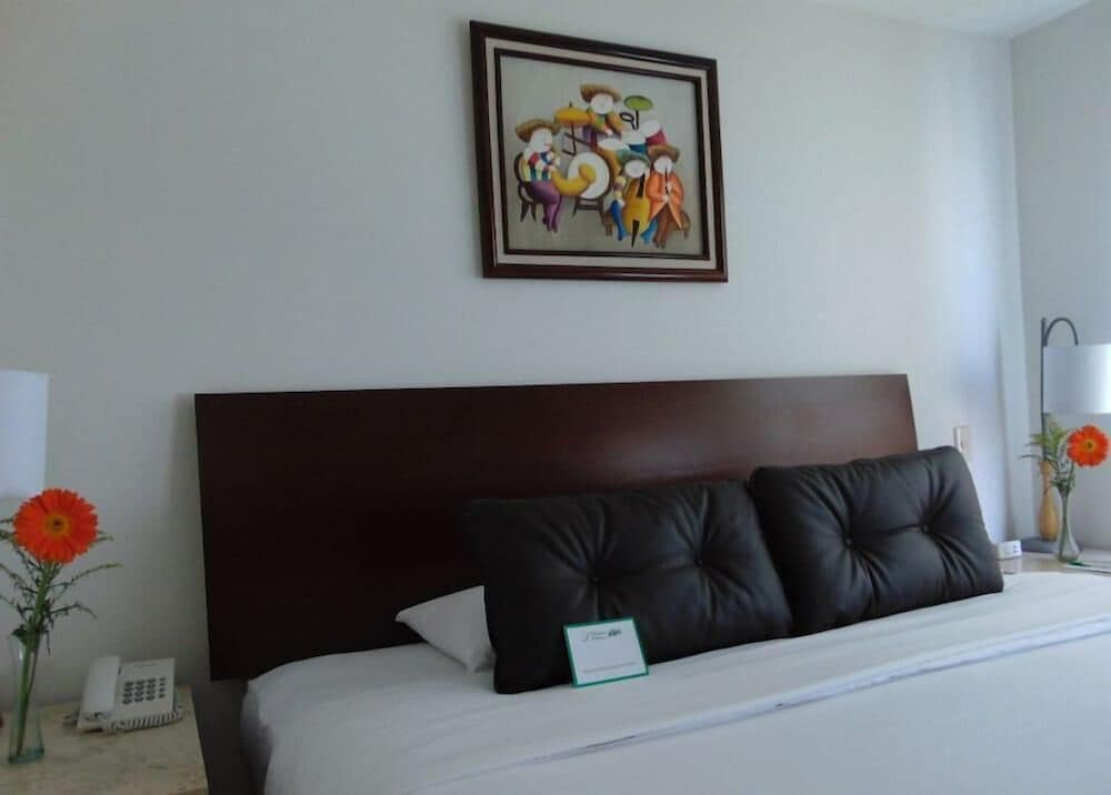 Residence L Heritage Aristoteles 140 By Bluebay Ex Suites Aristoteles 140 25/57