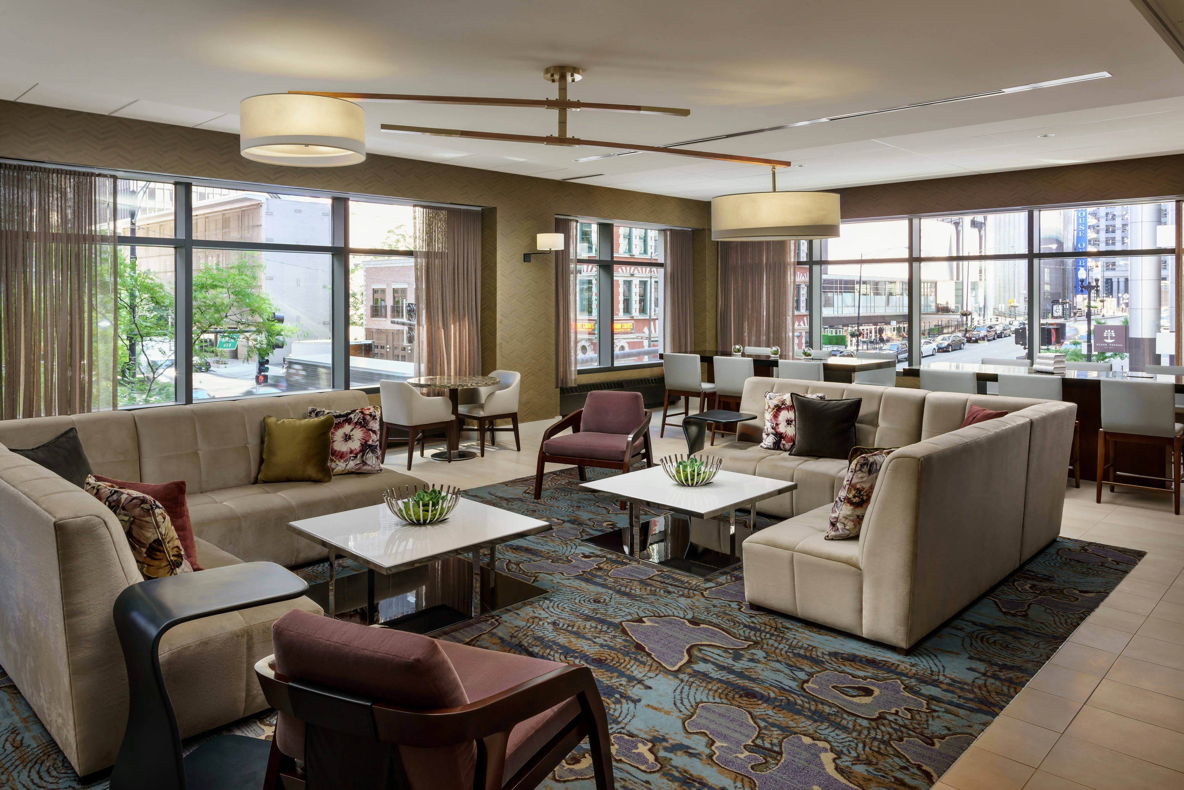 RESIDENCE INN BY MARRIOTT CHICAGO DOWNTOWN/RIVER NORTH 28/50