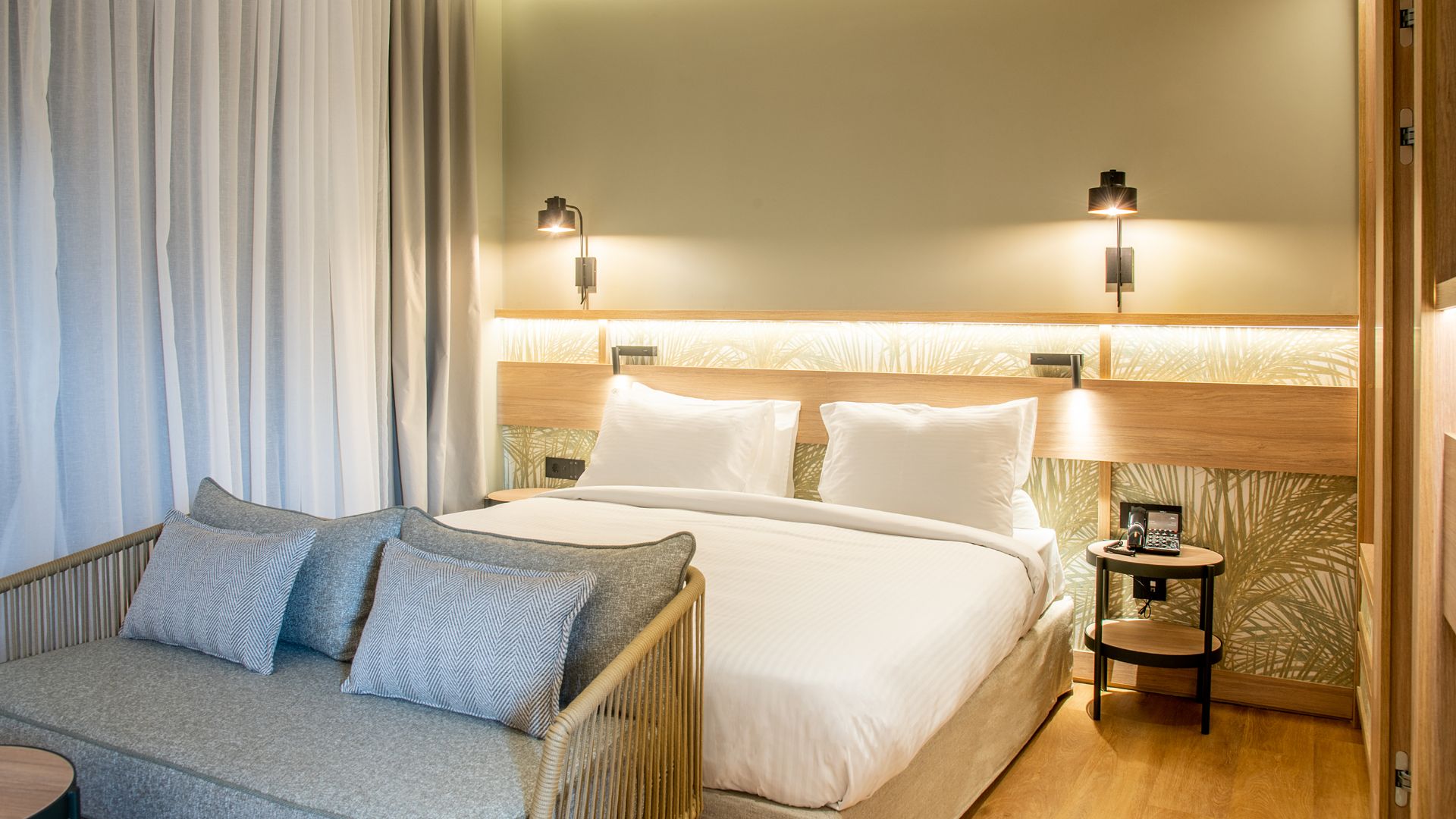 Senseana Sea Side Resort and Aquadventure in HERSONISSOS