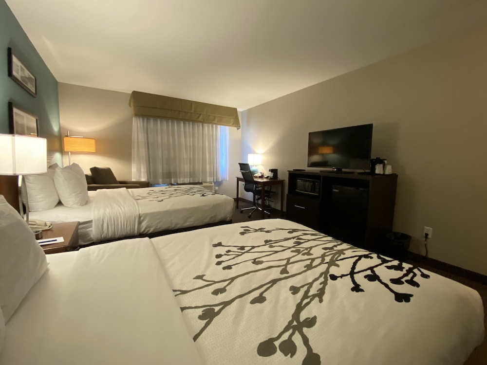 Sleep Inn & Suites Hays I-70 12/59
