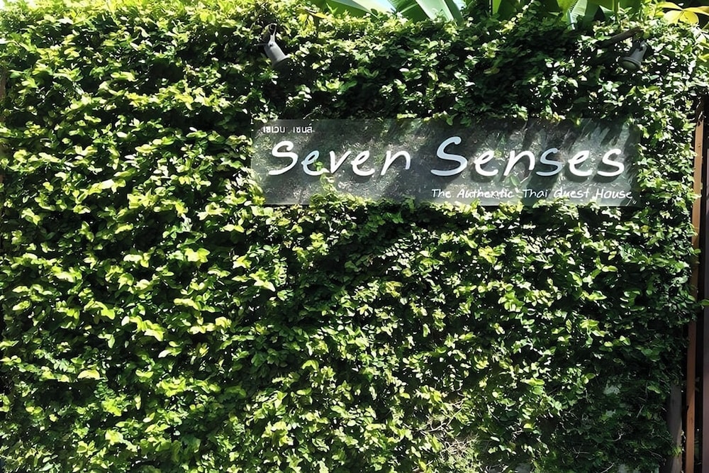 Seven Senses Guesthouse 67/74
