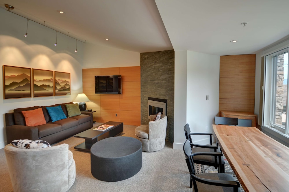 Terracehouse Condominiums by Destination Hotels & Resorts 57/79